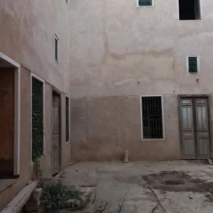 دار عربي للبيع بالمدينة العربي – القيروان